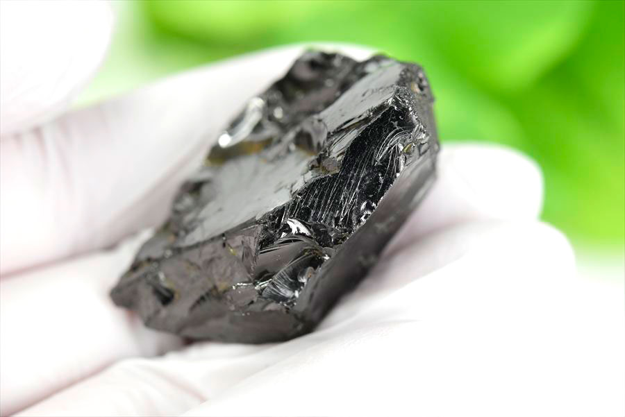 シュンガイト　エリートシュンガイト　ノーブルシュンガイト　シルバーシュンガイト　noble shungite　原石　電磁波　デトックス　浄化　天然石　パワーストーン