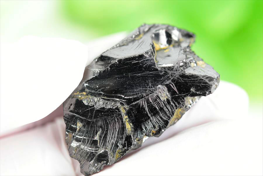 シュンガイト　エリートシュンガイト　ノーブルシュンガイト　シルバーシュンガイト　noble shungite　原石　電磁波　デトックス　浄化　天然石　パワーストーン