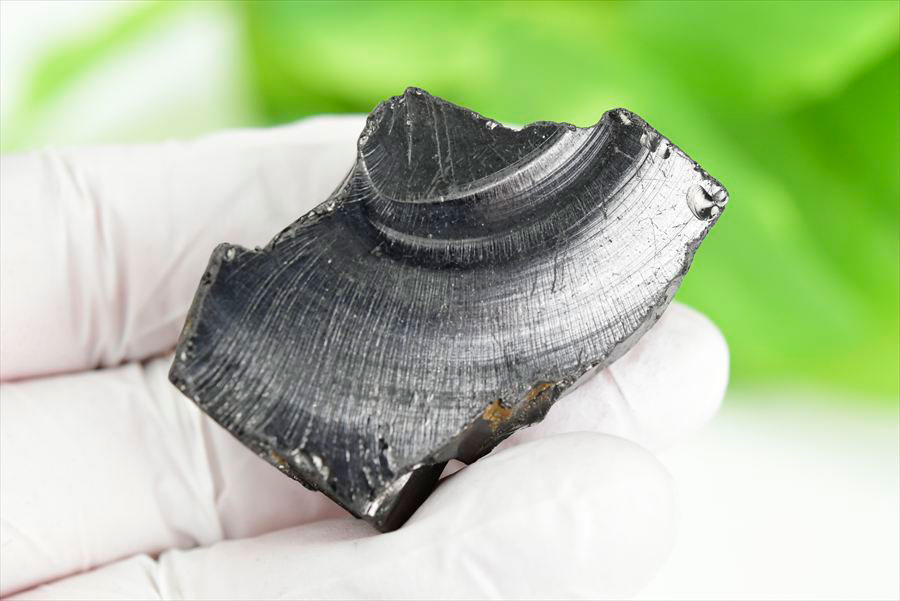 シュンガイト　エリートシュンガイト　ノーブルシュンガイト　シルバーシュンガイト　noble shungite　原石　電磁波　デトックス　浄化　天然石　パワーストーン