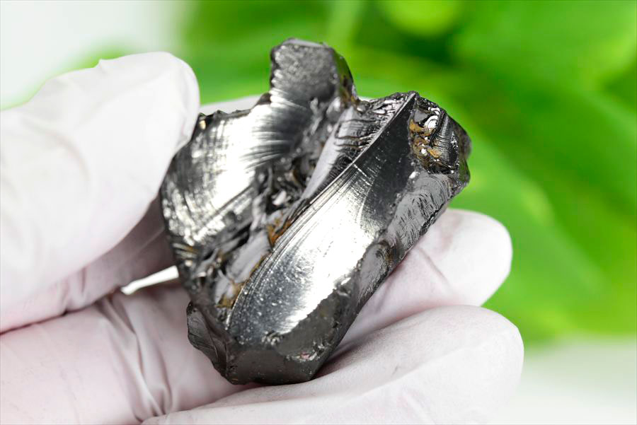 シュンガイト　エリートシュンガイト　ノーブルシュンガイト　シルバーシュンガイト　noble shungite　原石　電磁波　デトックス　浄化　天然石　パワーストーン