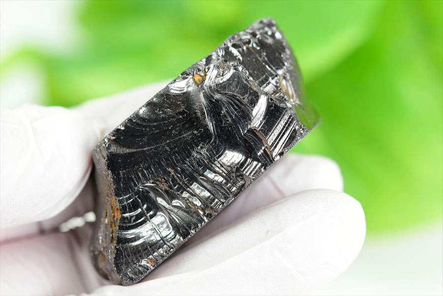 シュンガイト　エリートシュンガイト　ノーブルシュンガイト　シルバーシュンガイト　noble shungite　原石　電磁波　デトックス　浄化　天然石　パワーストーン