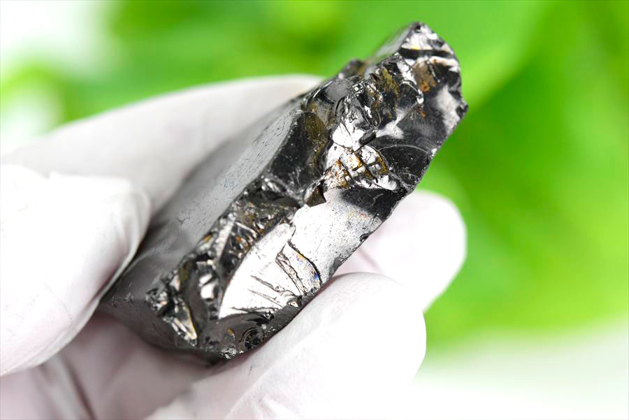 シュンガイト　エリートシュンガイト　ノーブルシュンガイト　シルバーシュンガイト　noble shungite　原石　電磁波　デトックス　浄化　天然石　パワーストーン