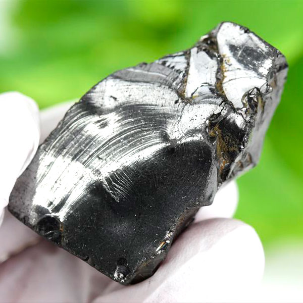 シュンガイト　エリートシュンガイト　ノーブルシュンガイト　シルバーシュンガイト　noble shungite　原石　電磁波　デトックス　浄化　天然石　パワーストーン