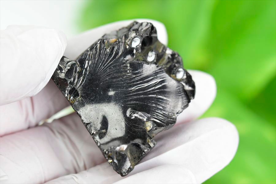 シュンガイト　エリートシュンガイト　ノーブルシュンガイト　シルバーシュンガイト　noble shungite　原石　電磁波　デトックス　浄化　天然石　パワーストーン