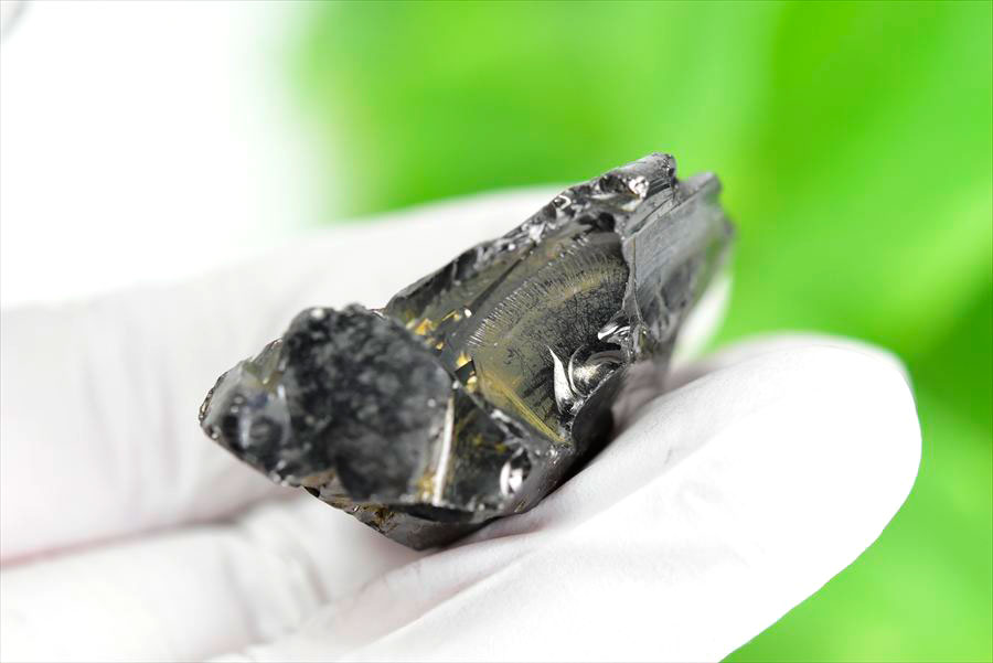 シュンガイト　エリートシュンガイト　ノーブルシュンガイト　シルバーシュンガイト　noble shungite　原石　電磁波　デトックス　浄化　天然石　パワーストーン