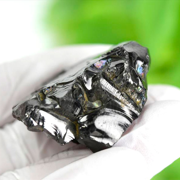 高純度 エリートシュンガイト（ノーブルシュンガイト）原石 大きめ