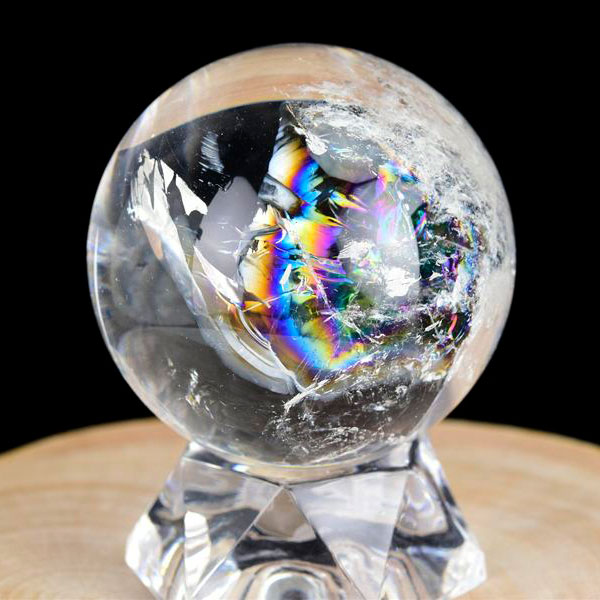 天然水晶　レインボー水晶　丸玉　置物　クリスタル　虹入り　インテリア　パワーストーン