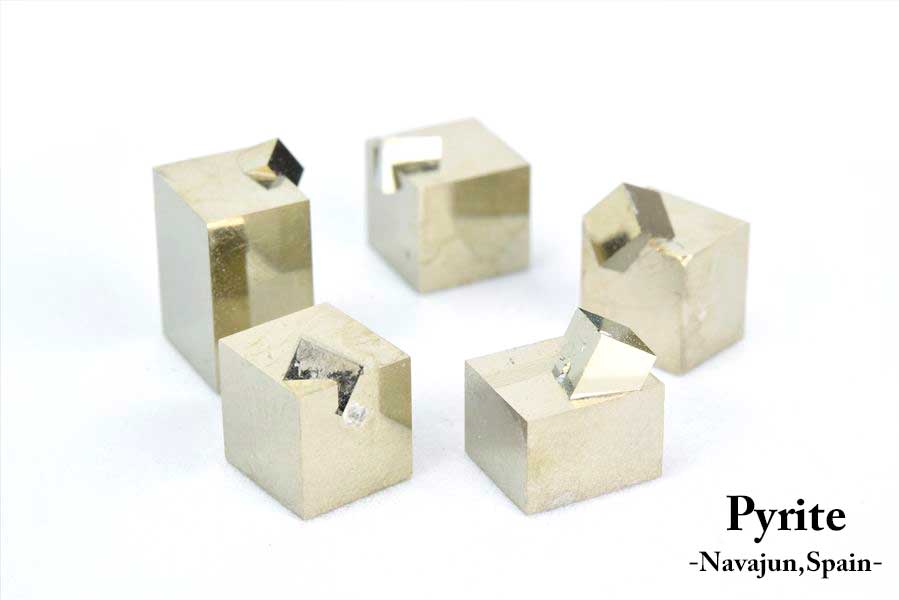 スペイン産　パイライト　キュービックパイライト　原石　鉱物　黄鉄鉱　 Navajun　Pyrite　天然石　パワーストーン