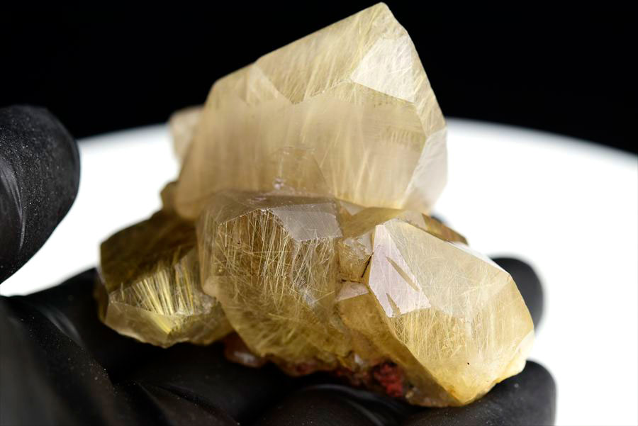 ゴールドルチル　クラスター　原石　結晶　金針水晶　置物　天然石　パワーストーン