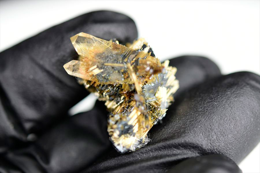 ゴールドルチル　クラスター　鉱物　原石　針状結晶　針のみ　むき出し　置物　天然石　パワーストーン