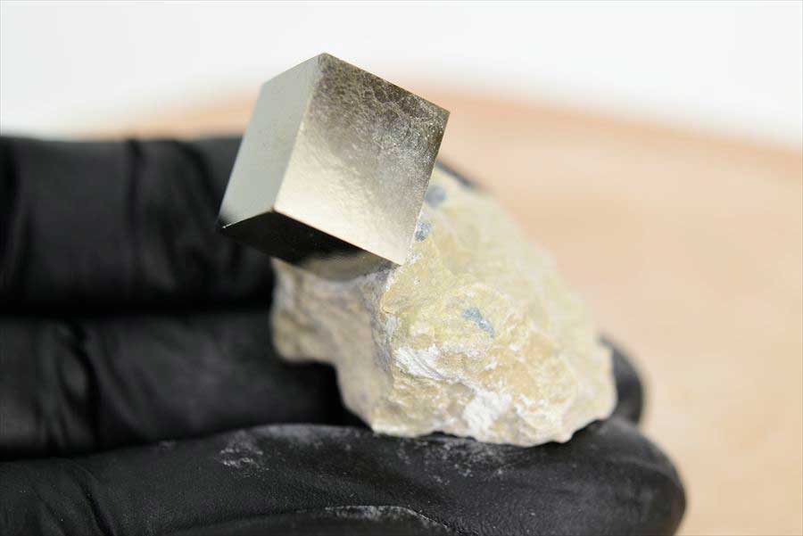 スペイン産　パイライト　キュービックパイライト　原石　鉱物　黄鉄鉱　 Navajun　Pyrite　天然石　パワーストーン