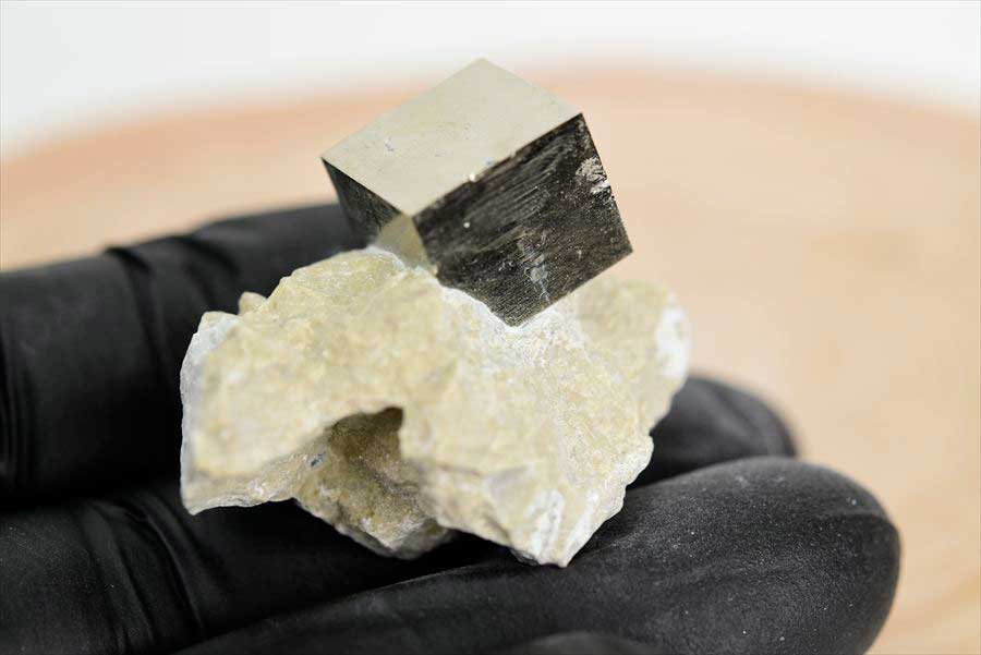 スペイン産　パイライト　キュービックパイライト　原石　鉱物　黄鉄鉱　 Navajun　Pyrite　天然石　パワーストーン