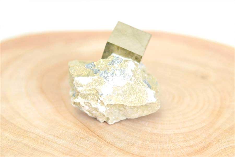 スペイン産　パイライト　キュービックパイライト　原石　鉱物　黄鉄鉱　 Navajun　Pyrite　天然石　パワーストーン