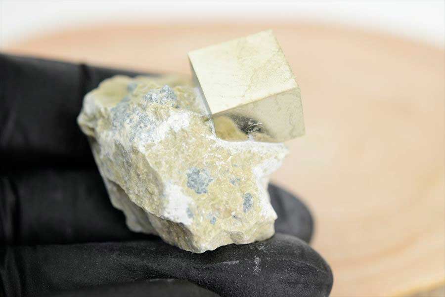 スペイン産　パイライト　キュービックパイライト　原石　鉱物　黄鉄鉱　 Navajun　Pyrite　天然石　パワーストーン