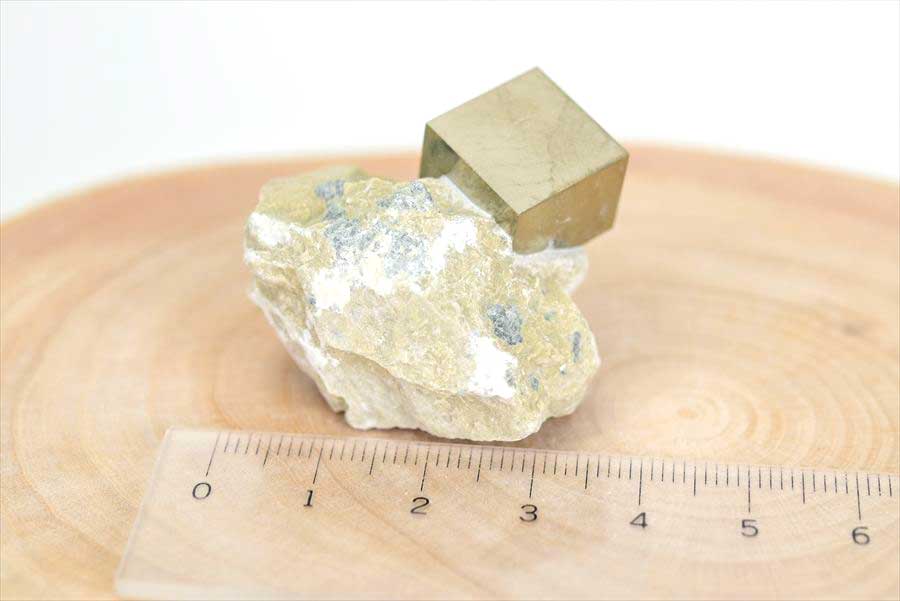 スペイン産　パイライト　キュービックパイライト　原石　鉱物　黄鉄鉱　 Navajun　Pyrite　天然石　パワーストーン