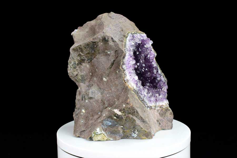 ワイルドアメジスト　ハンマークラッシュ　紫水晶　クラスター　原石　Artigas Uruguay　Hammered　インテリア　浄化　置物　カットベース