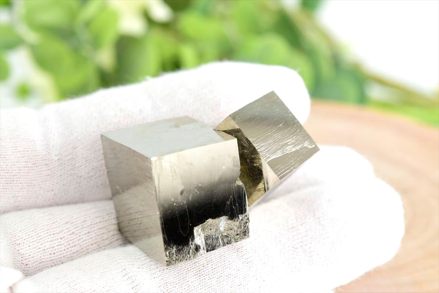 スペイン産　パイライト　キュービックパイライト　原石　鉱物　黄鉄鉱　 Navajun　Pyrite　天然石　パワーストーン
