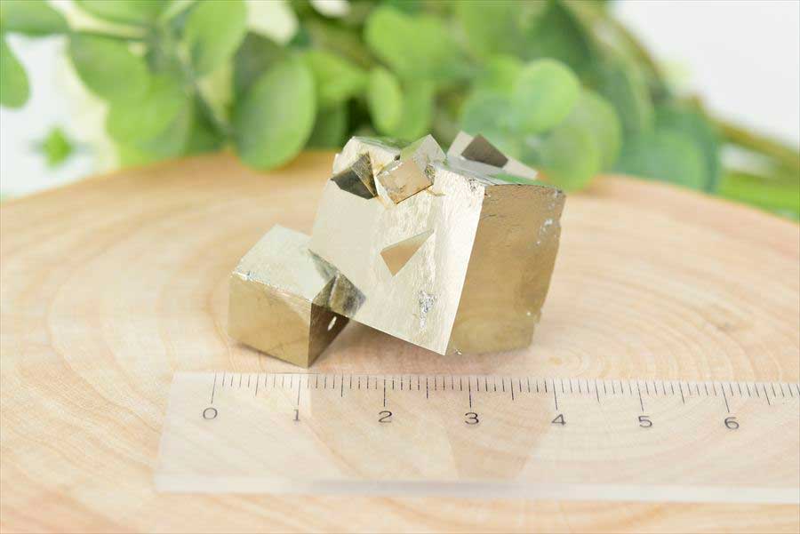 スペイン産　パイライト　キュービックパイライト　原石　鉱物　黄鉄鉱　 Navajun　Pyrite　天然石　パワーストーン