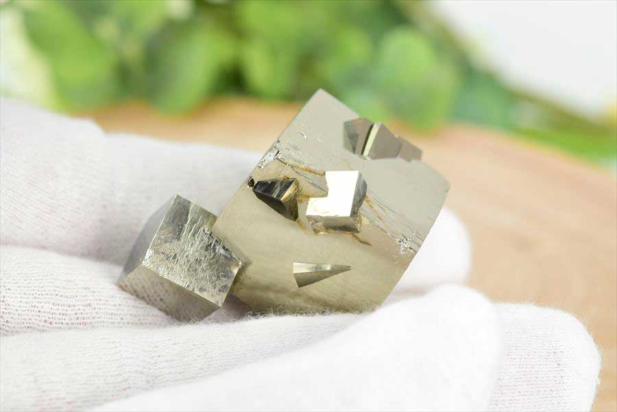 スペイン産　パイライト　キュービックパイライト　原石　鉱物　黄鉄鉱　 Navajun　Pyrite　天然石　パワーストーン