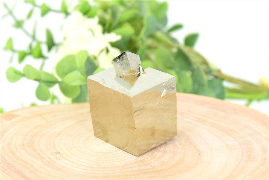 スペイン産　パイライト　キュービックパイライト　原石　鉱物　黄鉄鉱　 Navajun　Pyrite　天然石　パワーストーン