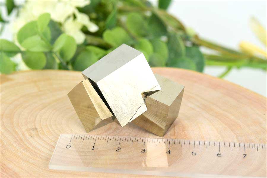 スペイン産　パイライト　キュービックパイライト　原石　鉱物　黄鉄鉱　 Navajun　Pyrite　天然石　パワーストーン