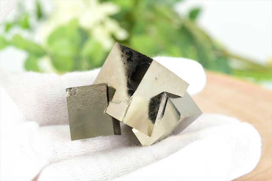 スペイン産　パイライト　キュービックパイライト　原石　鉱物　黄鉄鉱　 Navajun　Pyrite　天然石　パワーストーン