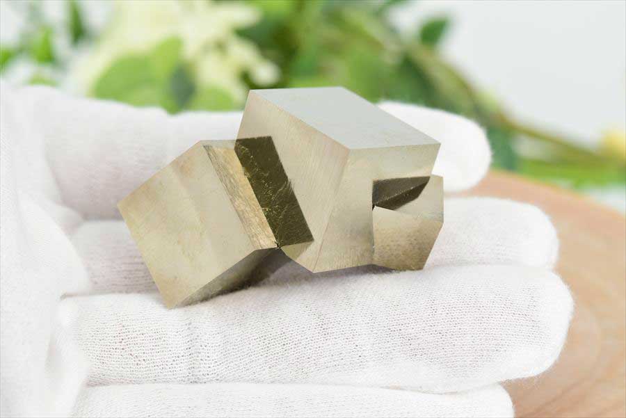 スペイン産　パイライト　キュービックパイライト　原石　鉱物　黄鉄鉱　 Navajun　Pyrite　天然石　パワーストーン