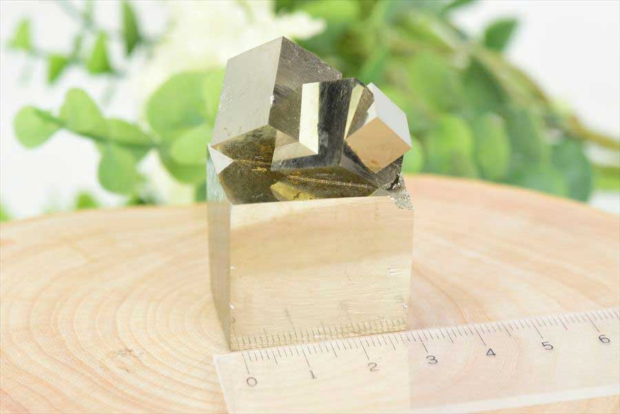スペイン産　パイライト　キュービックパイライト　原石　鉱物　黄鉄鉱　 Navajun　Pyrite　天然石　パワーストーン