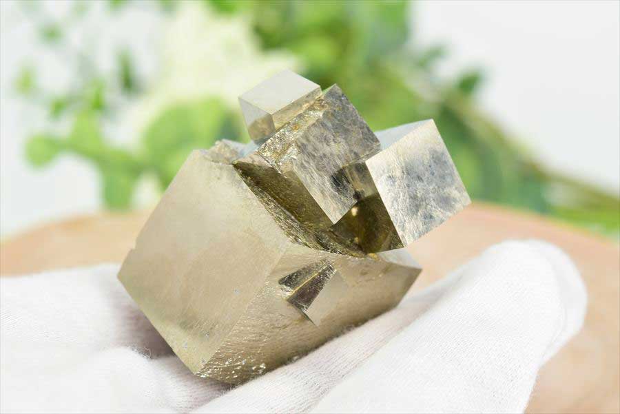 スペイン産　パイライト　キュービックパイライト　原石　鉱物　黄鉄鉱　 Navajun　Pyrite　天然石　パワーストーン