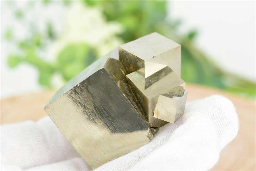 スペイン産　パイライト　キュービックパイライト　原石　鉱物　黄鉄鉱　 Navajun　Pyrite　天然石　パワーストーン