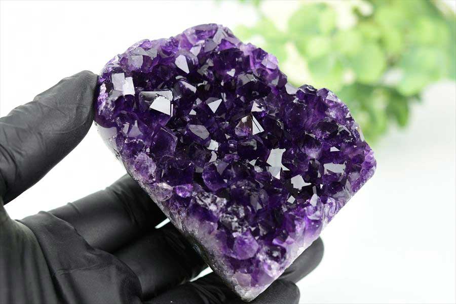アメジスト　紫水晶　クラスター　原石　ウルグアイ産アメジスト　アルティガス　Artigas Uruguay　インテリア　浄化　置物　カットベース　天然石　パワーストーン