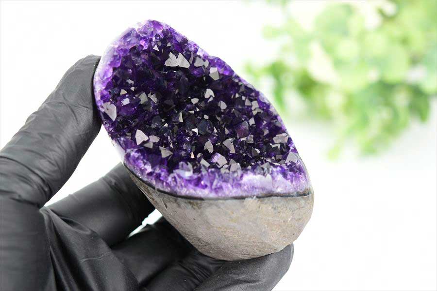 アメジスト　紫水晶　クラスター　原石　ウルグアイ産アメジスト　アルティガス　Artigas Uruguay　インテリア　浄化　置物　カットベース　天然石　パワーストーン