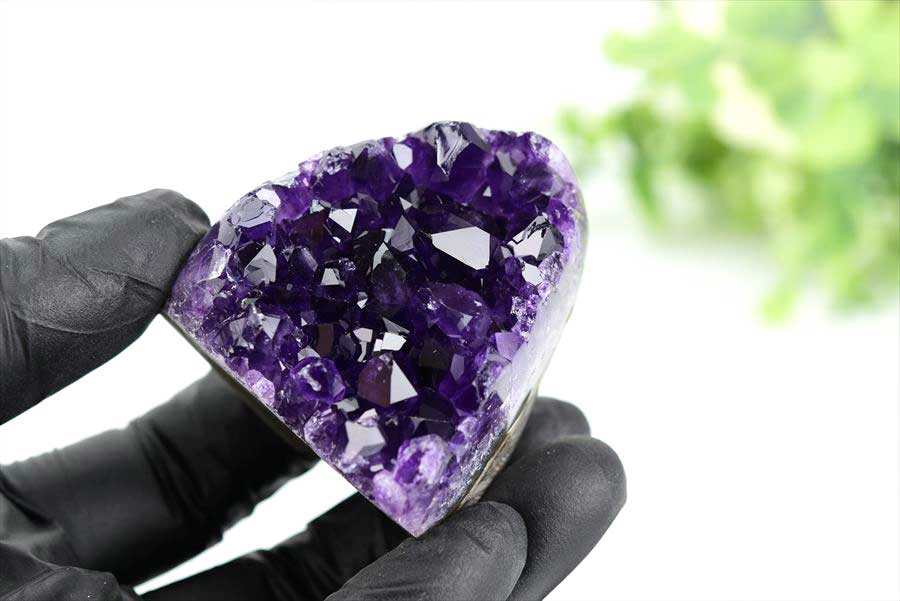アメジスト　紫水晶　クラスター　原石　ウルグアイ産アメジスト　アルティガス　Artigas Uruguay　インテリア　浄化　置物　カットベース　天然石　パワーストーン