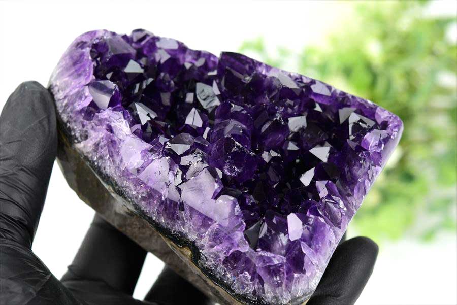 アメジスト　紫水晶　クラスター　原石　ウルグアイ産アメジスト　アルティガス　Artigas Uruguay　インテリア　浄化　置物　カットベース　天然石　パワーストーン