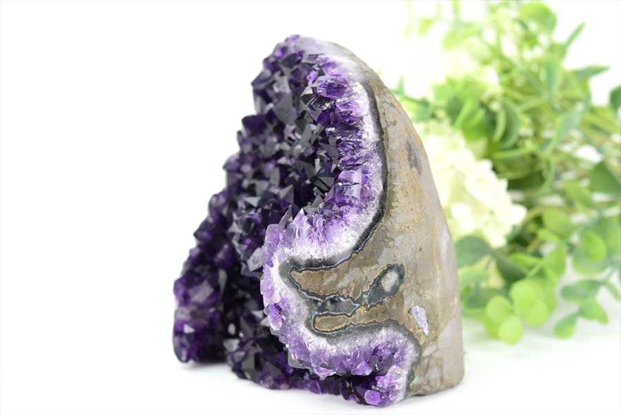 アメジスト　紫水晶　クラスター　原石　ウルグアイ産アメジスト　アルティガス　Artigas Uruguay　インテリア　浄化　置物　カットベース　天然石　パワーストーン