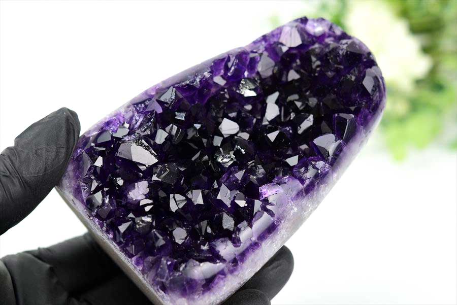 アメジスト　紫水晶　クラスター　原石　ウルグアイ産アメジスト　アルティガス　Artigas Uruguay　インテリア　浄化　置物　カットベース　天然石　パワーストーン