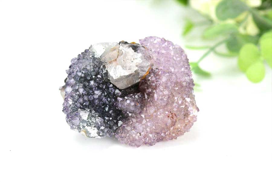 カルサイト 蛍光 ブラックアメジスト calcite covered amethyst アメジストコーティング 方解石 紫水晶 蛍光鉱物 ウルグアイ産
