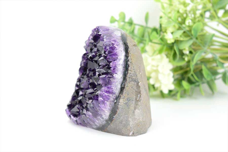 アメジスト　紫水晶　クラスター　原石　ウルグアイ産アメジスト　アルティガス　Artigas Uruguay　インテリア　浄化　置物　カットベース　天然石　パワーストーン