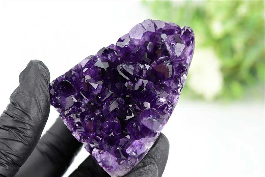 アメジスト　紫水晶　クラスター　原石　ウルグアイ産アメジスト　アルティガス　Artigas Uruguay　インテリア　浄化　置物　カットベース　天然石　パワーストーン