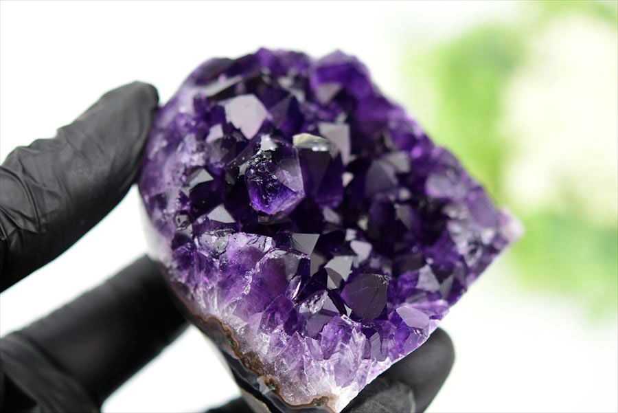 アメジスト　紫水晶　クラスター　原石　ウルグアイ産アメジスト　アルティガス　Artigas Uruguay　インテリア　浄化　置物　カットベース　天然石　パワーストーン