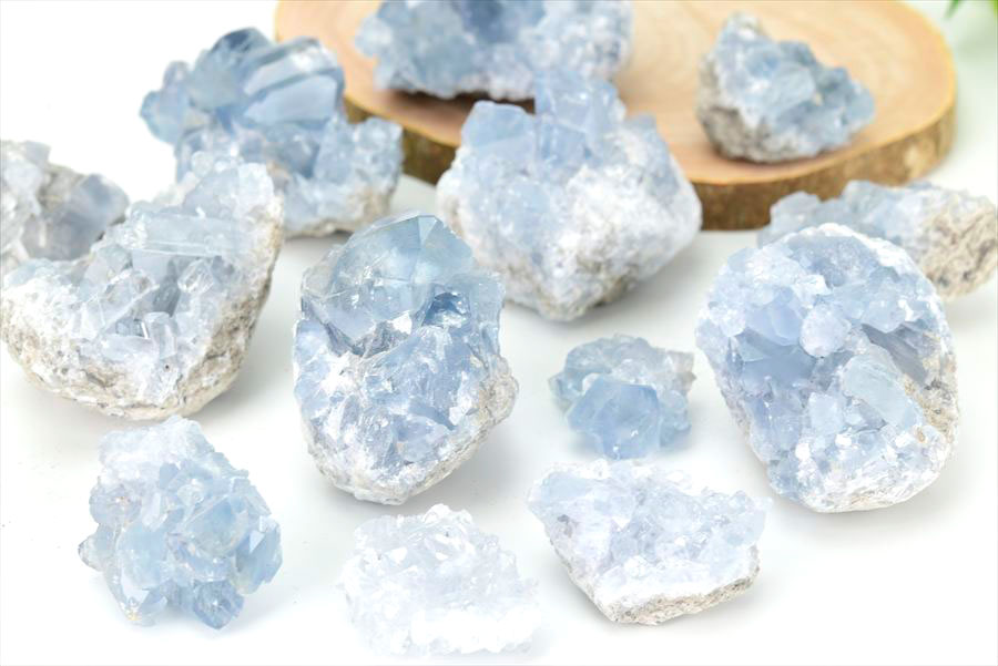 マダガスカル産 セレスタイト celestite 天青石 クラスター 原石 浄化 置物 天然石 パワーストーン