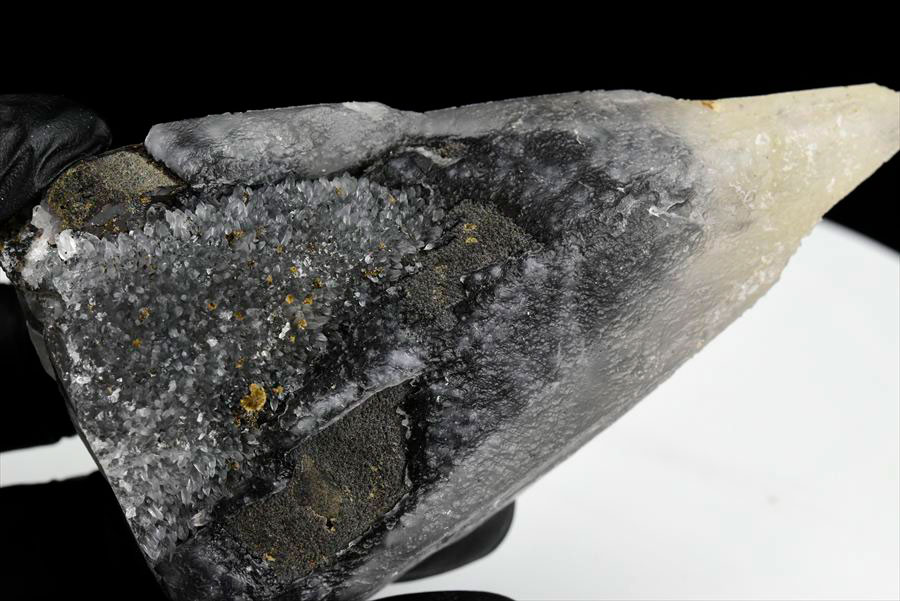 カルサイト 蛍光 ブラックアメジスト calcite covered amethyst アメジストコーティング 方解石 紫水晶 蛍光鉱物 ウルグアイ産
