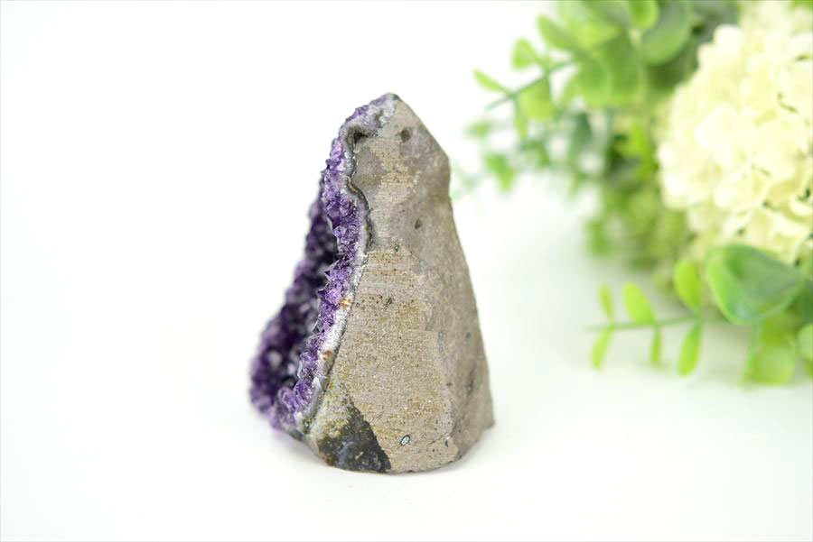 アメジスト　紫水晶　クラスター　原石　ウルグアイ産アメジスト　アルティガス　Artigas Uruguay　インテリア　浄化　置物　カットベース　天然石　パワーストーン