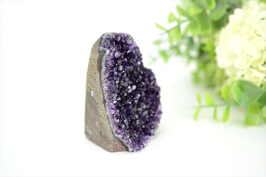 アメジスト　紫水晶　クラスター　原石　ウルグアイ産アメジスト　アルティガス　Artigas Uruguay　インテリア　浄化　置物　カットベース　天然石　パワーストーン