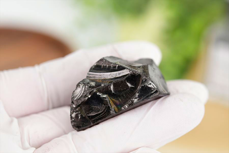 シュンガイト　エリートシュンガイト　ノーブルシュンガイト　シルバーシュンガイト　noble shungite　原石　電磁波　デトックス　浄化　天然石　パワーストーン