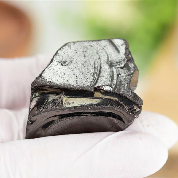 シュンガイト　エリートシュンガイト　ノーブルシュンガイト　シルバーシュンガイト　noble shungite　原石　電磁波　デトックス　浄化　天然石　パワーストーン