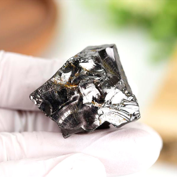 シュンガイト　エリートシュンガイト　ノーブルシュンガイト　シルバーシュンガイト　noble shungite　原石　電磁波　デトックス　浄化　天然石　パワーストーン