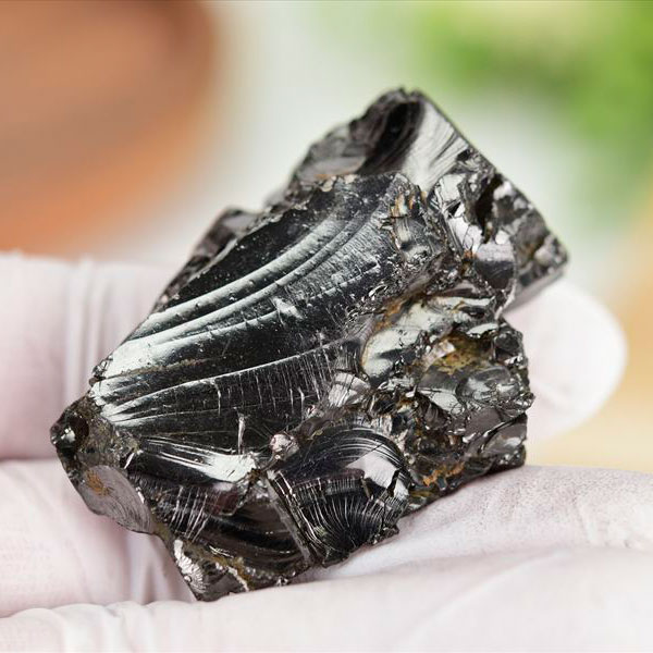 シュンガイト　エリートシュンガイト　ノーブルシュンガイト　シルバーシュンガイト　noble shungite　原石　電磁波　デトックス　浄化　天然石　パワーストーン