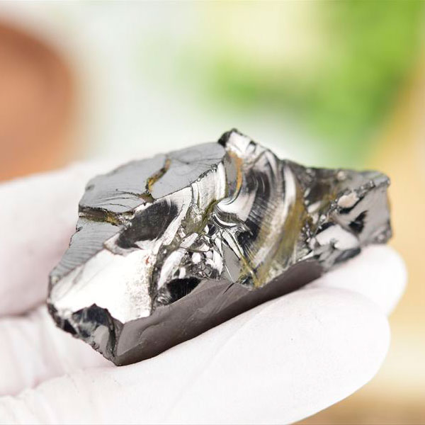 シュンガイト　エリートシュンガイト　ノーブルシュンガイト　シルバーシュンガイト　noble shungite　原石　電磁波　デトックス　浄化　天然石　パワーストーン