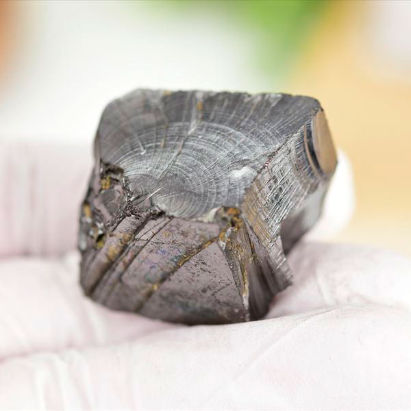 シュンガイト　エリートシュンガイト　ノーブルシュンガイト　シルバーシュンガイト　noble shungite　原石　電磁波　デトックス　浄化　天然石　パワーストーン